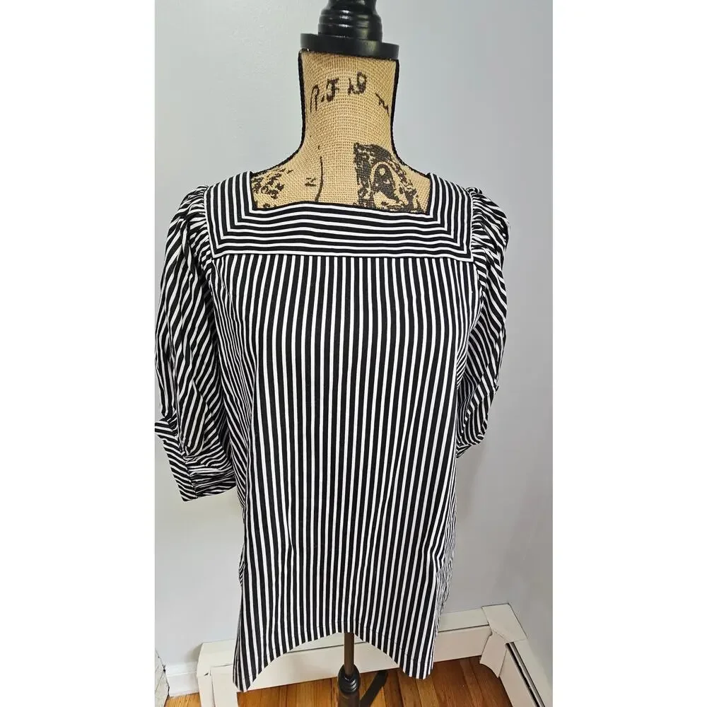 LOFT blouse square